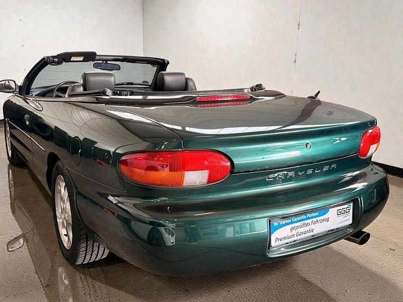 Gebraucht Chrysler Stratus 131 PS (96 kW) 1999 Grün Cabrio