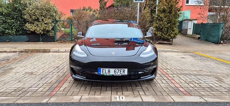 Gebraucht Tesla Model 3 253 kW (345 PS) 2019 Schwarz Limousine