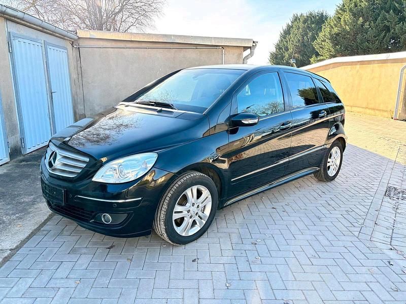 Schwarz Gebraucht 2005 Mercedes B200 Van / Kleinbus | 2.500 € (Guter Preis) - Bild 1/4