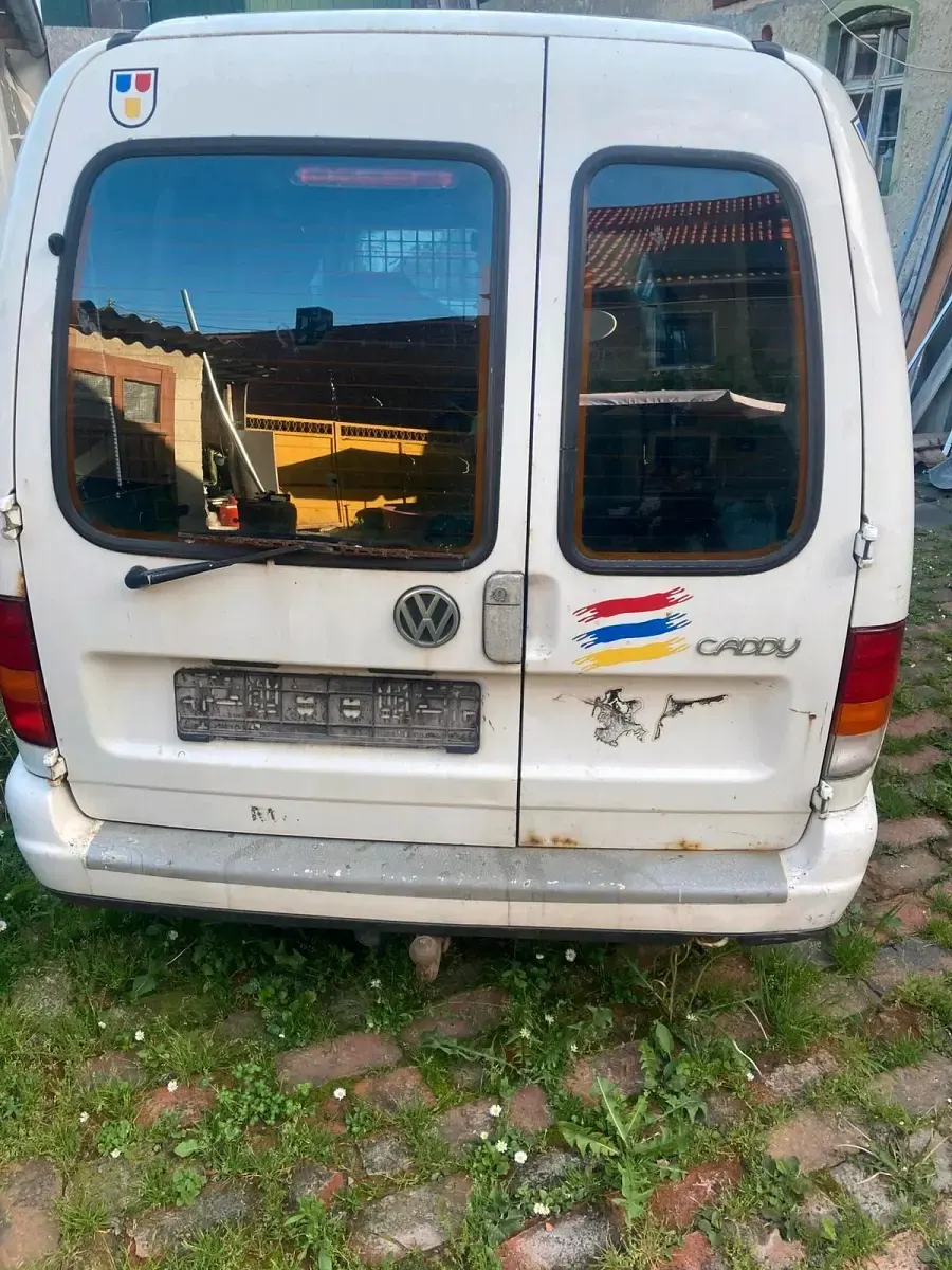 Gebraucht VW Caddy 60 PS (44 kW) 2001 Weiß Van / Kleinbus