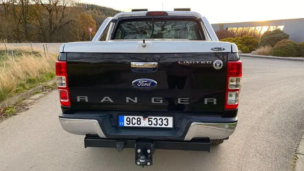 Gebraucht Ford Ranger 200 PS (147 kW) 2014 Schwarz Pickup