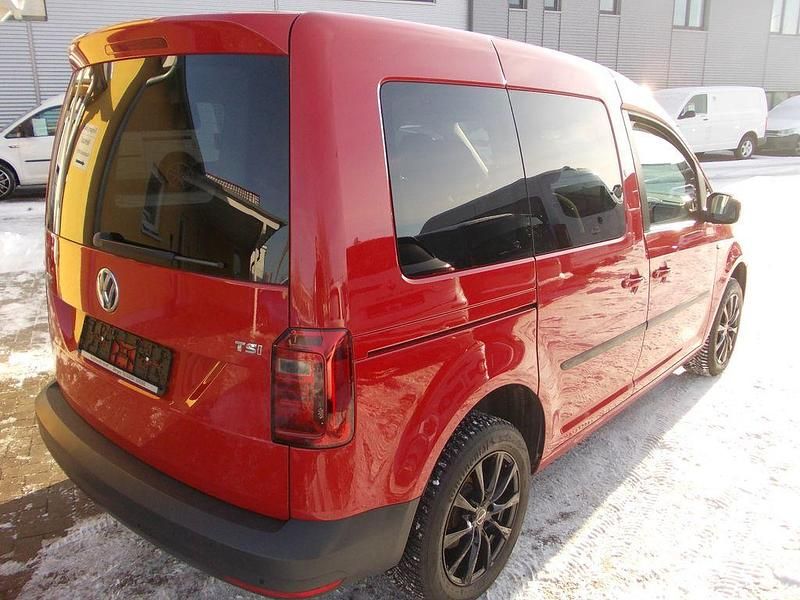 Gebraucht VW Caddy 125 PS (91 kW) 2017 Rot Van / Kleinbus