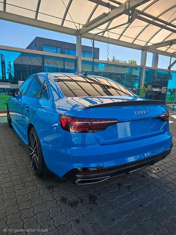 Gebraucht Audi A4 S-Line 150 PS (110 kW) 2021 Blau Limousine