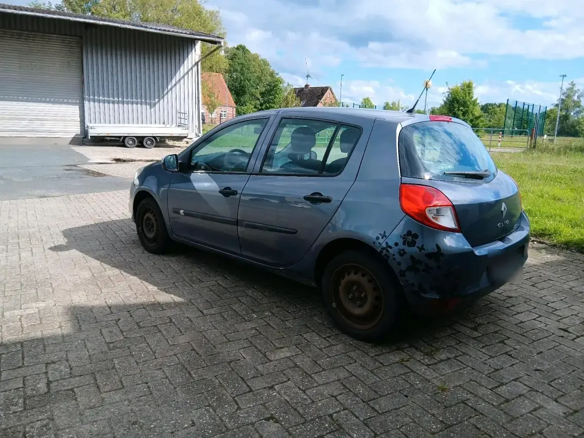 Gebraucht Renault Clio 75 PS (55 kW) 2009 Blau Kleinwagen
