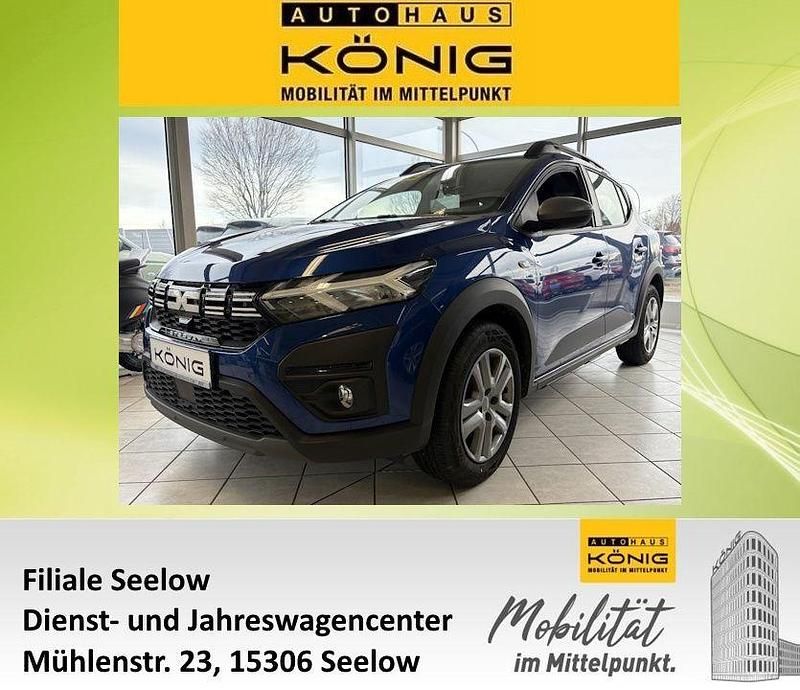 Ironblau metallic Gebraucht 2023 Dacia Sandero Stepway Kleinwagen | 15.680 € (Fairer Preis) - Bild 1/4