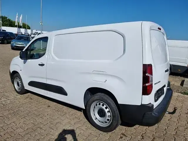 Gebraucht Citroën Berlingo 100 PS (73 kW) 2023 Weiss Van / Kleinbus