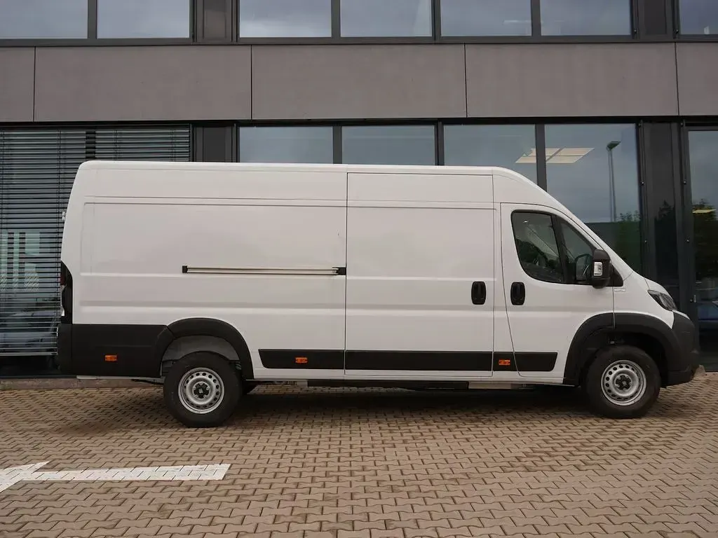 Neu Fiat E-Ducato 205 kW (279 PS) 2026 Weiß Van / Kleinbus