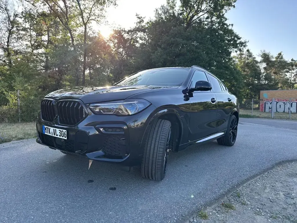Gebraucht BMW X6 M Sport 340 PS (250 kW) 2022 Schwarz SUV