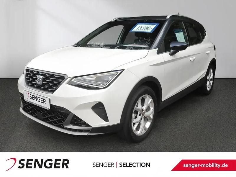 Weiß Gebraucht 2023 Seat Arona FR SUV | 18.780 € (Fairer Preis) - Bild 1/1