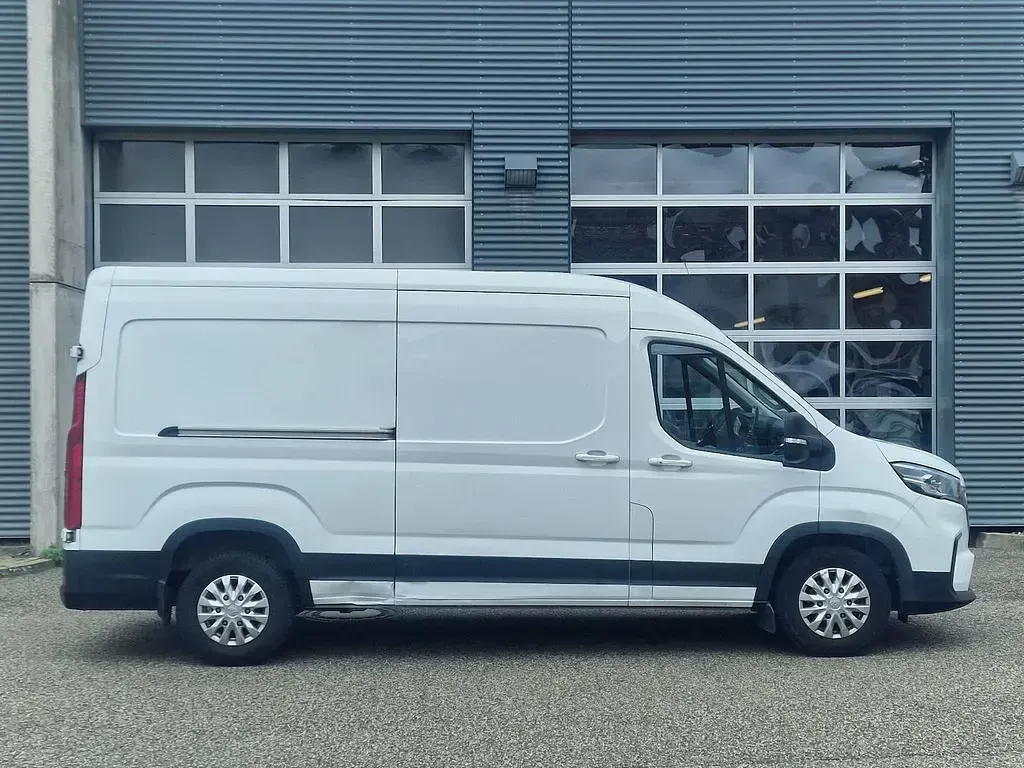 Gebraucht Maxus V90 148 PS (108 kW) 2024 Weiß Van