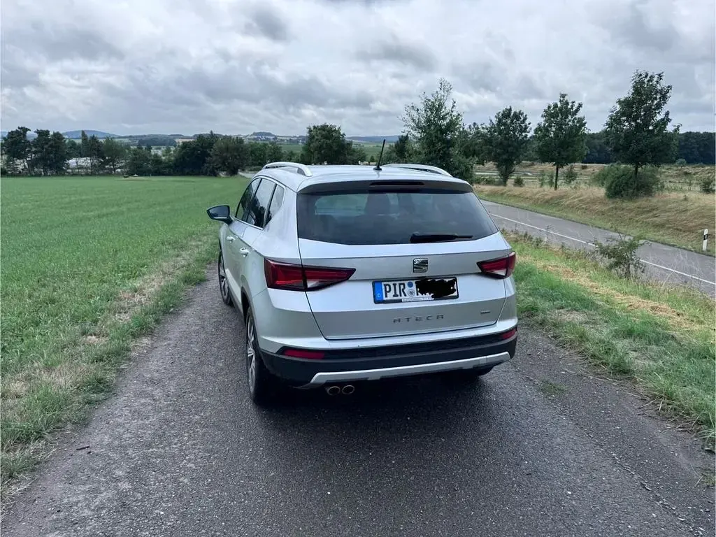 Gebraucht Seat Ateca 4Drive 150 PS (110 kW) 2017 Silber SUV