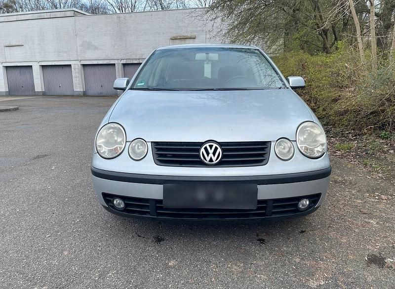 Gebraucht VW Polo 80 PS (58 kW) 2002 Silber Kleinwagen