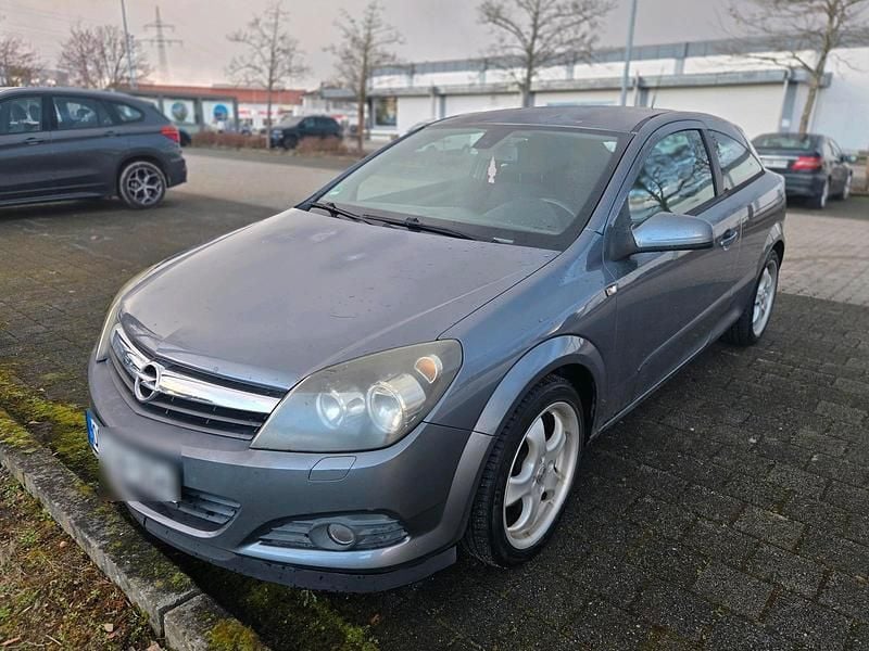 Gebraucht Opel Astra 105 PS (77 kW) 2006 Grau Coupé