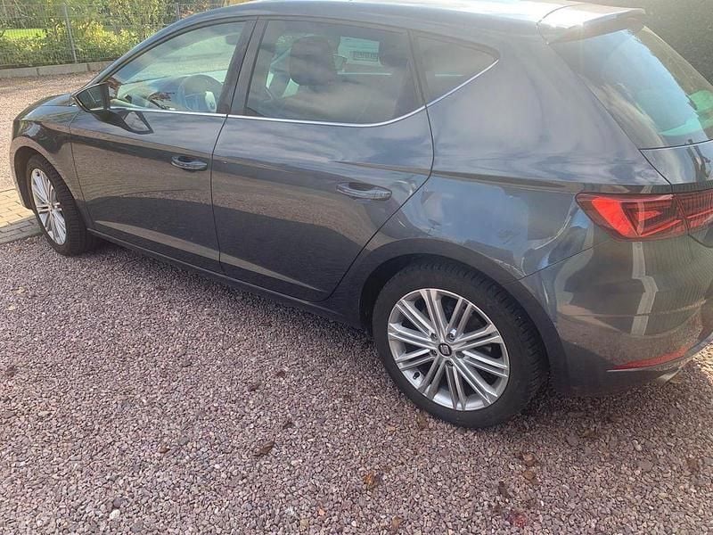 Gebraucht Seat Leon XCELLENCE 179 PS (131 kW) 2018 Grau Limousine