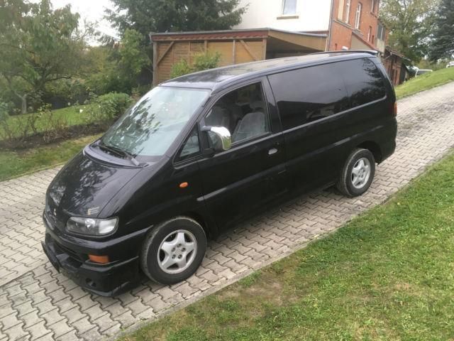 Mitsubishi space gear l400