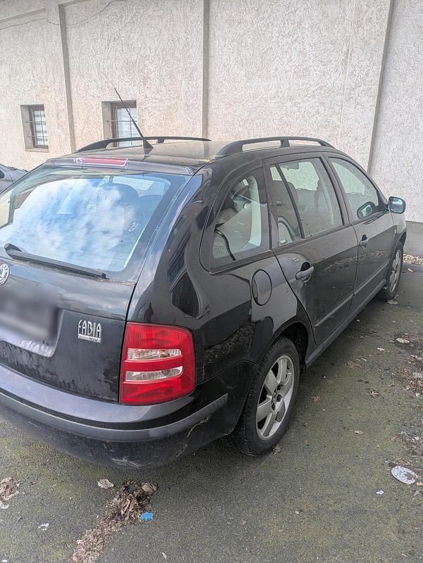 Second-hand Skoda Fabia 2005 Negru Break