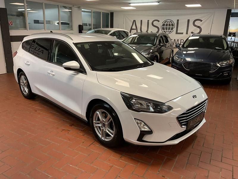 Frostweiss Gebraucht 2021 Ford Focus Kombi | 11.989 € (Fairer Preis) - Bild 1/4