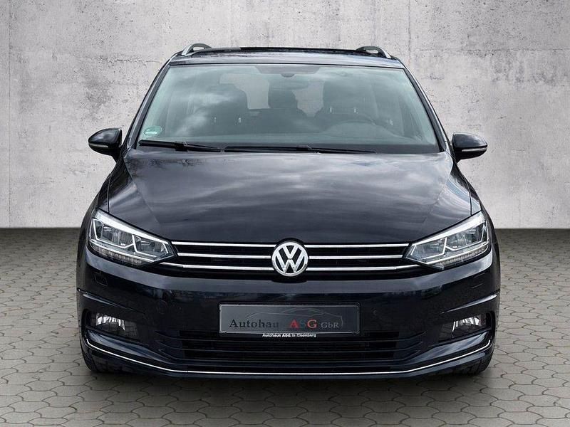 Gebraucht VW Touran Highline 190 PS (139 kW) 2019 Schwarz Van / Kleinbus