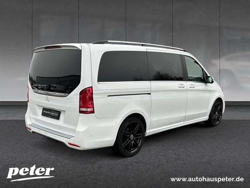 Gebraucht Mercedes V300 Avantgarde Edition 239 PS (175 kW) 2020 Bergkristallweiß metallic Van / Kleinbus