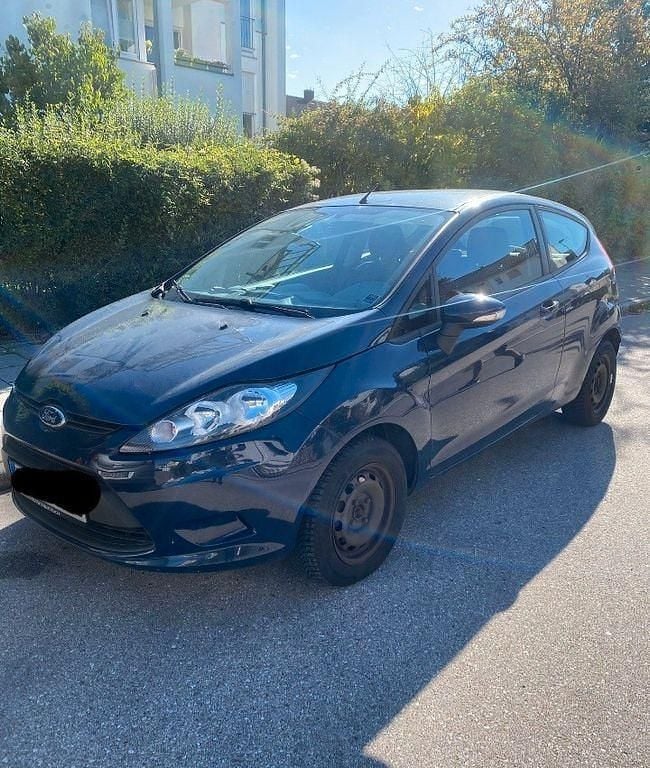 Blau Gebraucht 2011 Ford Fiesta Trend Kleinwagen | 2.000 € (Guter Preis) - Bild 1/4