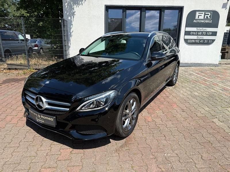 Schwarz Gebraucht 2016 Mercedes C220 Kombi | 15.999 € (Guter Preis) - Bild 1/4