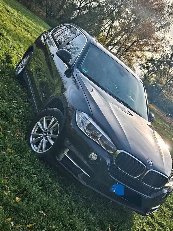 Second-hand BMW X5 259 CP (190 kW) 2016 Negru SUV