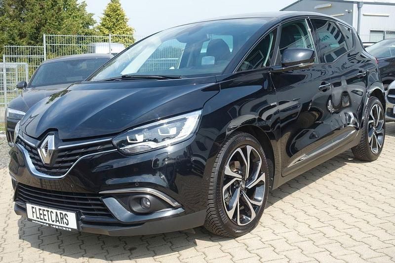 Schwarz Gebraucht 2020 Renault Scénic IV Bose Edition Van / Kleinbus | 17.950 € (Fairer Preis) - Bild 1/4
