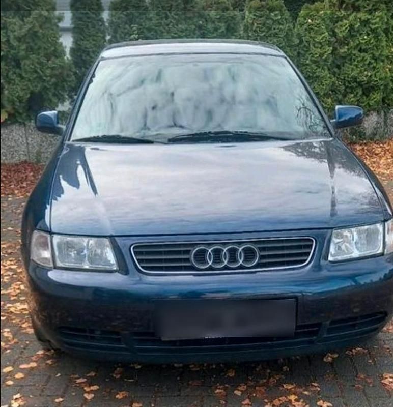 Gebraucht Audi A3 105 PS (77 kW) 2000 Blau Kleinwagen
