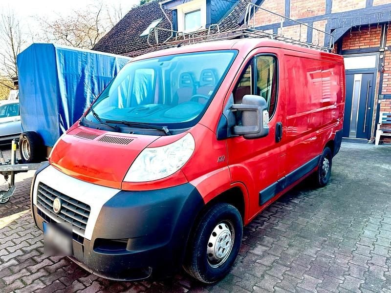 Gebraucht Fiat Ducato 101 PS (74 kW) 2008 Rot Van
