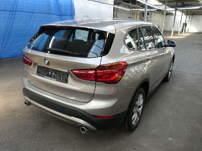 Gebraucht BMW X1 150 PS (110 kW) 2022 Kaschmirsilber SUV