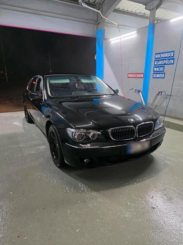 Gebraucht BMW 745 330 PS (242 kW) 2006 Schwarz Limousine