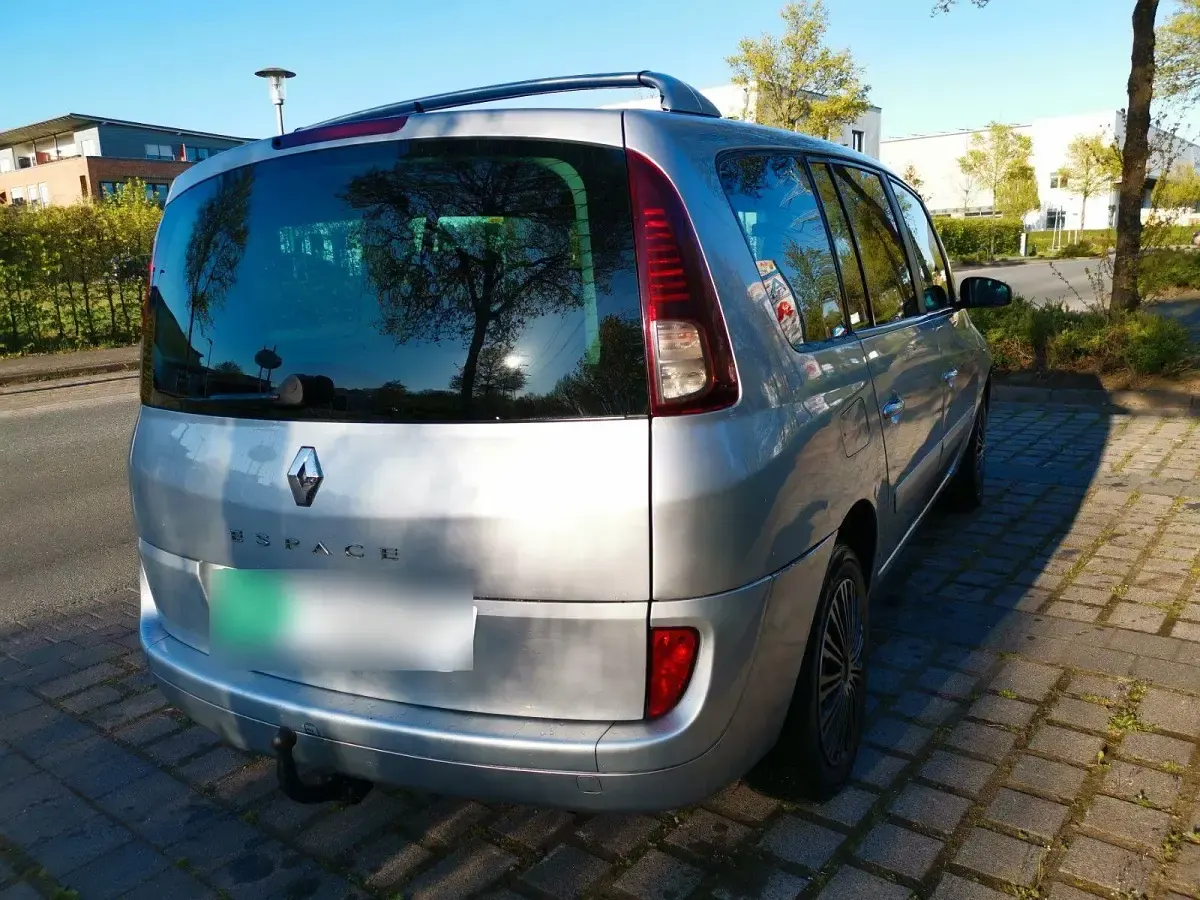 Gebraucht Renault Espace Expression 139 PS (102 kW) 2006 Silber Van / Kleinbus