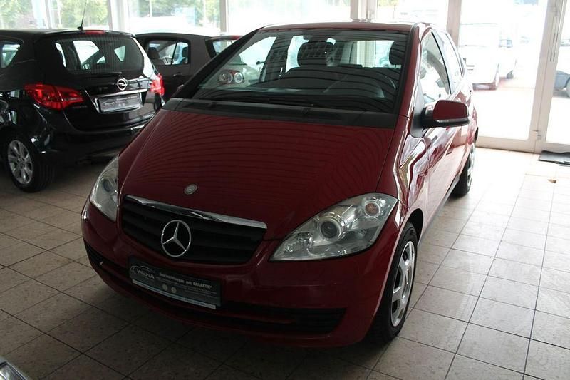 Gebraucht Mercedes A150 95 PS (69 kW) 2008 Rot Limousine