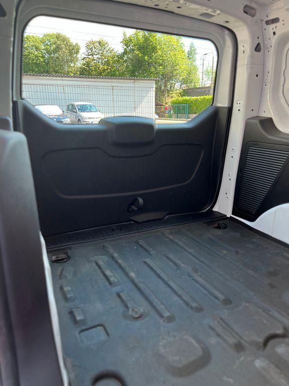Gebraucht Ford Transit Connect Trend 95 PS (69 kW) 2016 Weiß Van / Kleinbus