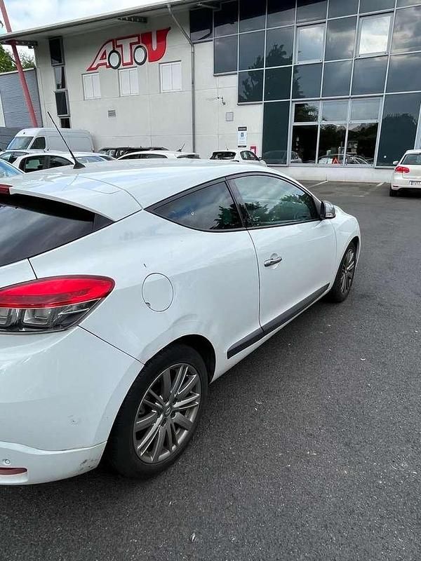 Gebraucht Renault Mégane Coupé Dynamique 131 PS (96 kW) 2011 Coupé