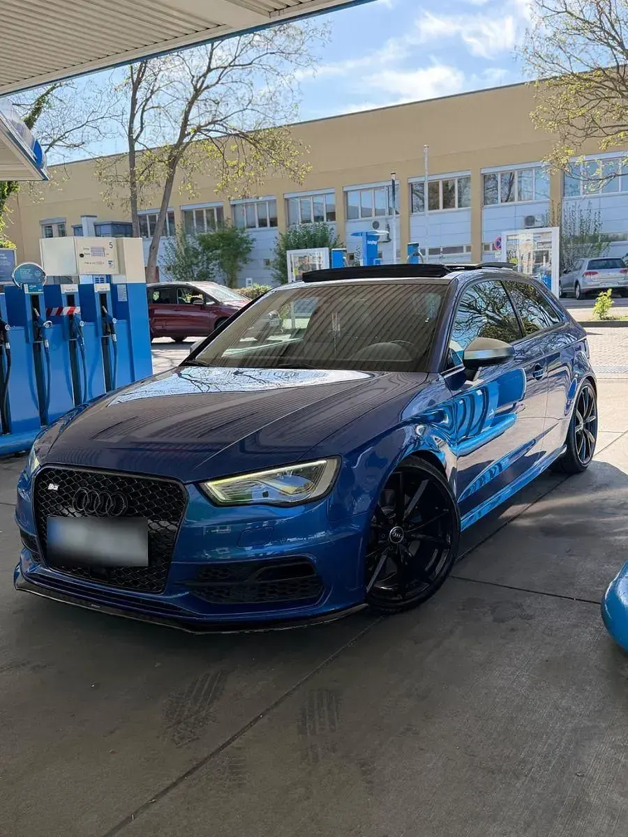 Gebraucht Audi S3 Ambiente 300 PS (220 kW) 2016 Blau Limousine