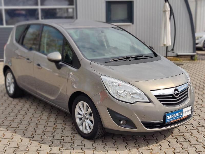 Gebraucht Opel Meriva 120 PS (88 kW) 2013 Braun Van / Kleinbus