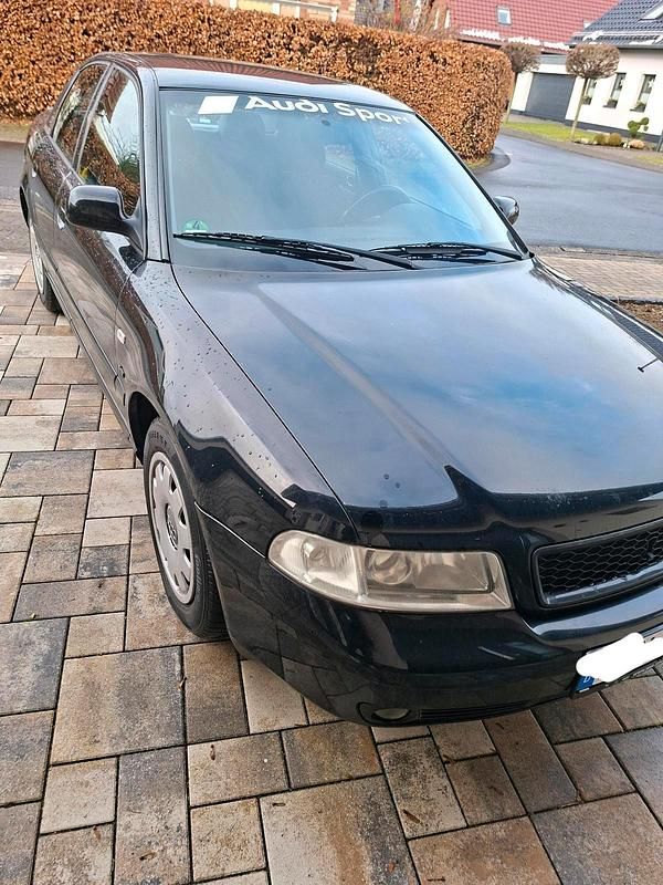 Gebraucht Audi A4 101 PS (74 kW) 1999 Schwarz Limousine