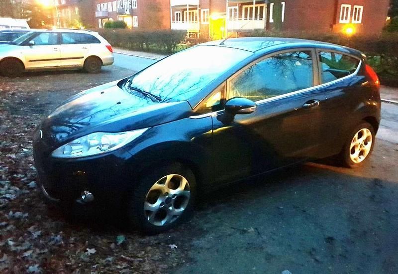 Gebraucht Ford Fiesta Titanium 82 PS (60 kW) 2011 Kleinwagen