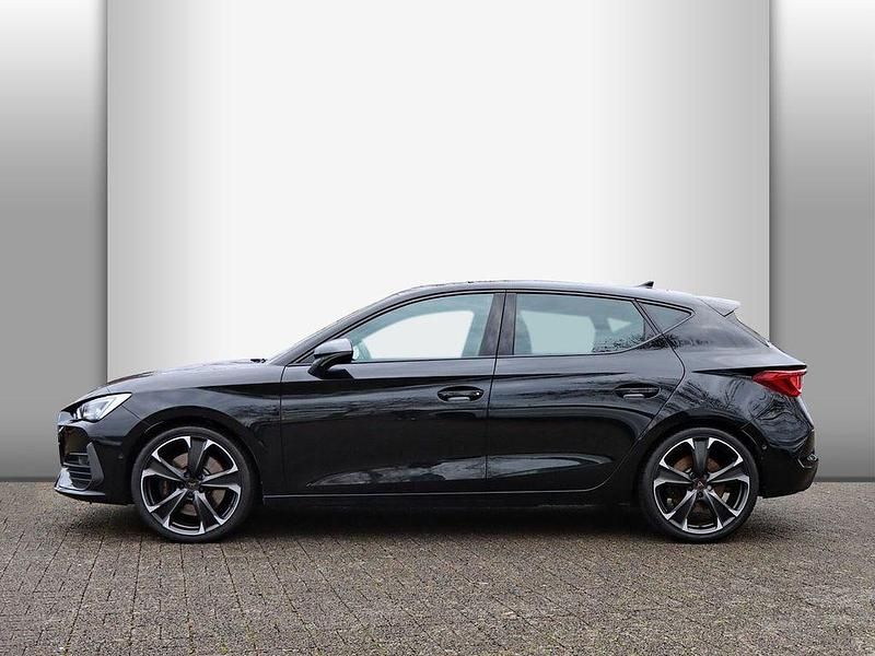 Gebraucht Cupra Leon VZ 245 PS (180 kW) 2023 Midnight schwarz metallic Limousine