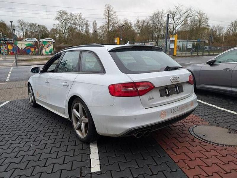 Gebraucht Audi A4 Ambition 177 PS (130 kW) 2013 Silber (saharasilber metallic) Kombi