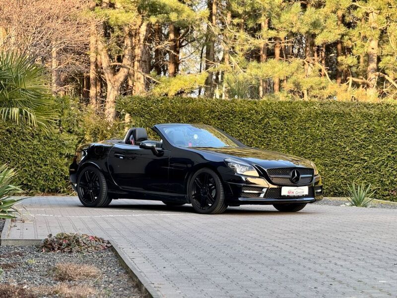 Schwarz Gebraucht 2012 Mercedes SLK350 AMG Cabrio | 26.490 € (Teuer) - Bild 1/4
