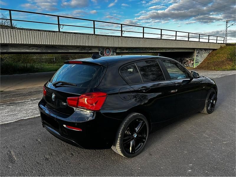 Gebraucht BMW 118 Shadowline 136 PS (100 kW) 2018 Schwarz Kleinwagen