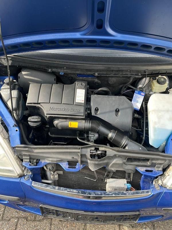 Blau Gebraucht 1999 Mercedes A160 Classic Van / Kleinbus | 1.000 € (Guter Preis) - Bild 1/4