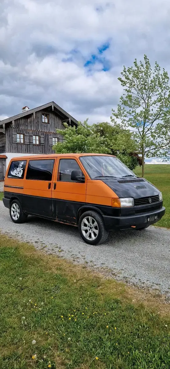 Usado VW Transporter 110 CV (80 kW) 1995 Naranja Van