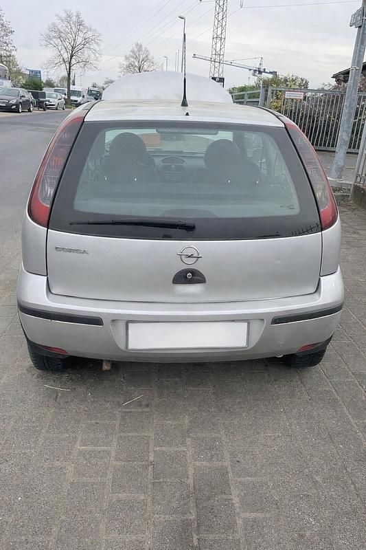 Gebraucht Opel Corsa 60 PS (44 kW) 2003 Silber Kleinwagen