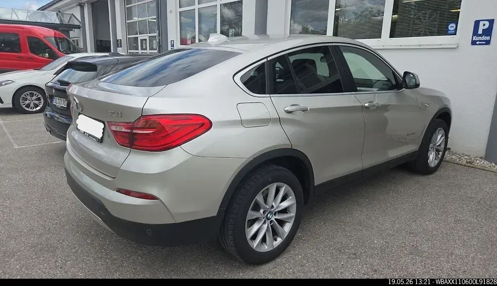 Gebraucht BMW X4 190 PS (139 kW) 2015 Silber SUV