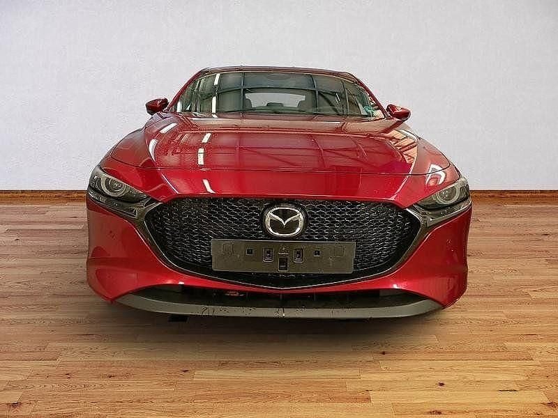 Soul red crystal m (metallic) Gebraucht 2025 Mazda 3 Exclusive-Line Limousine | 22.990 € (Superpreis) - Bild 1/4