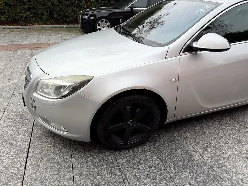 Gebraucht Opel Insignia Innovation 160 PS (117 kW) 2011 Silber Kombi