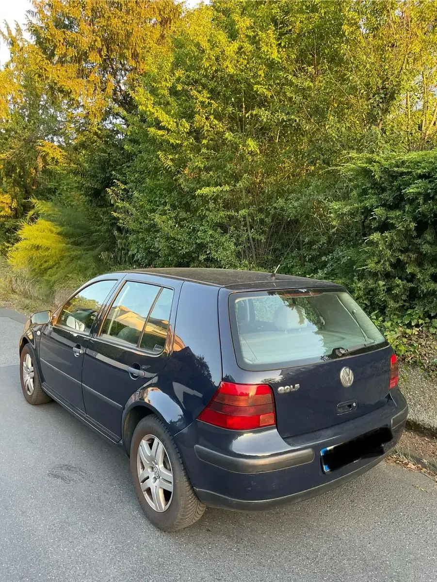 Gebraucht VW Golf IV 75 PS (55 kW) 2002 Blau Limousine